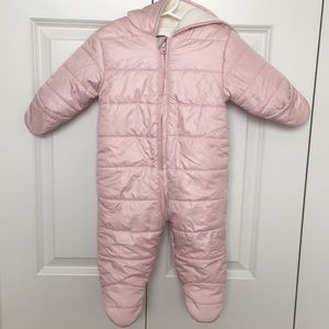 Infant Old Navy pink girls snowsuit 6-12 months